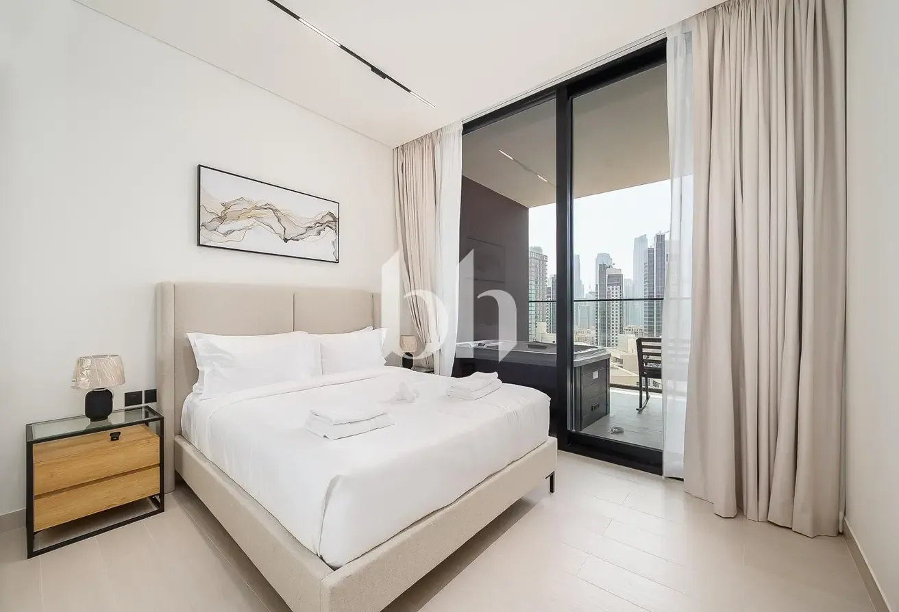 Corner Unit | Flexible Cheques | Burj Khalifa view