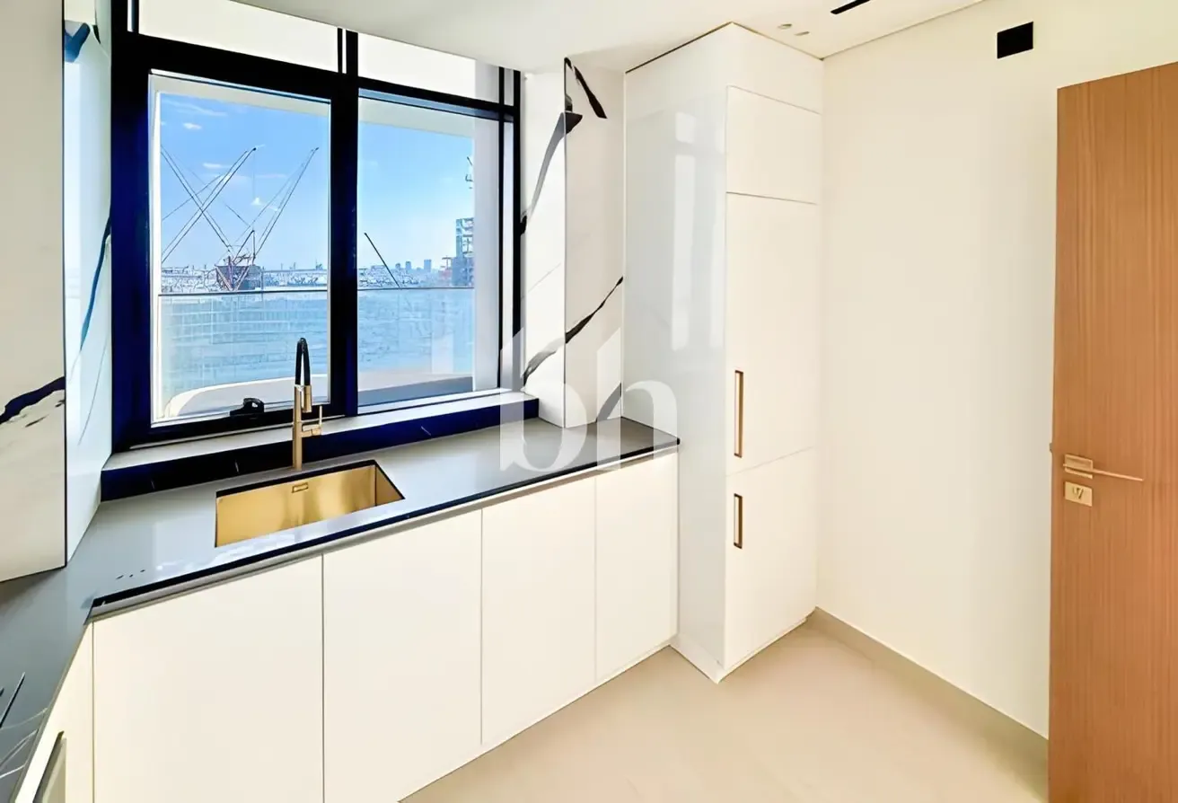 2 Bedroom Plus Maid | Flexible Cheques