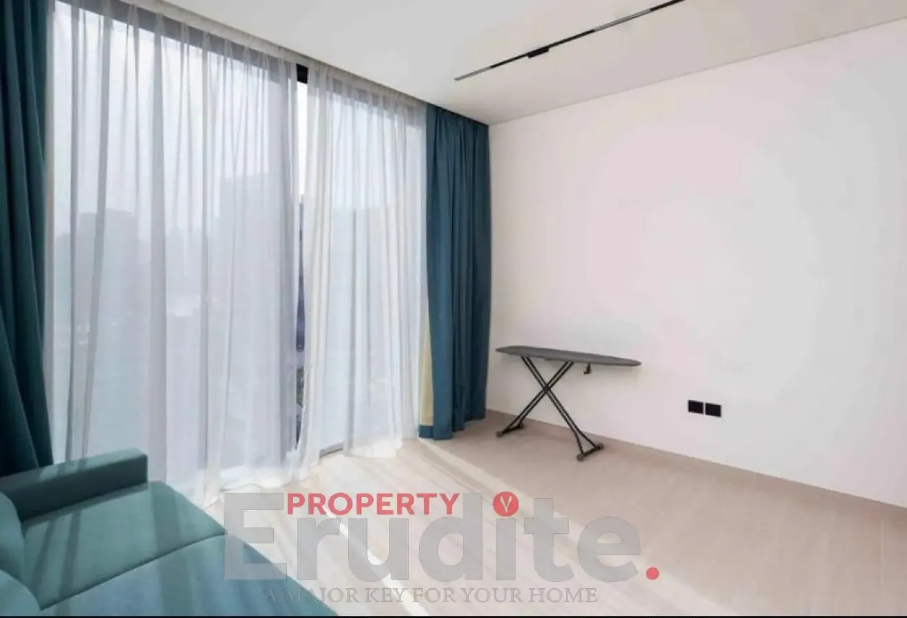 Furnished / Canal View / Brand New