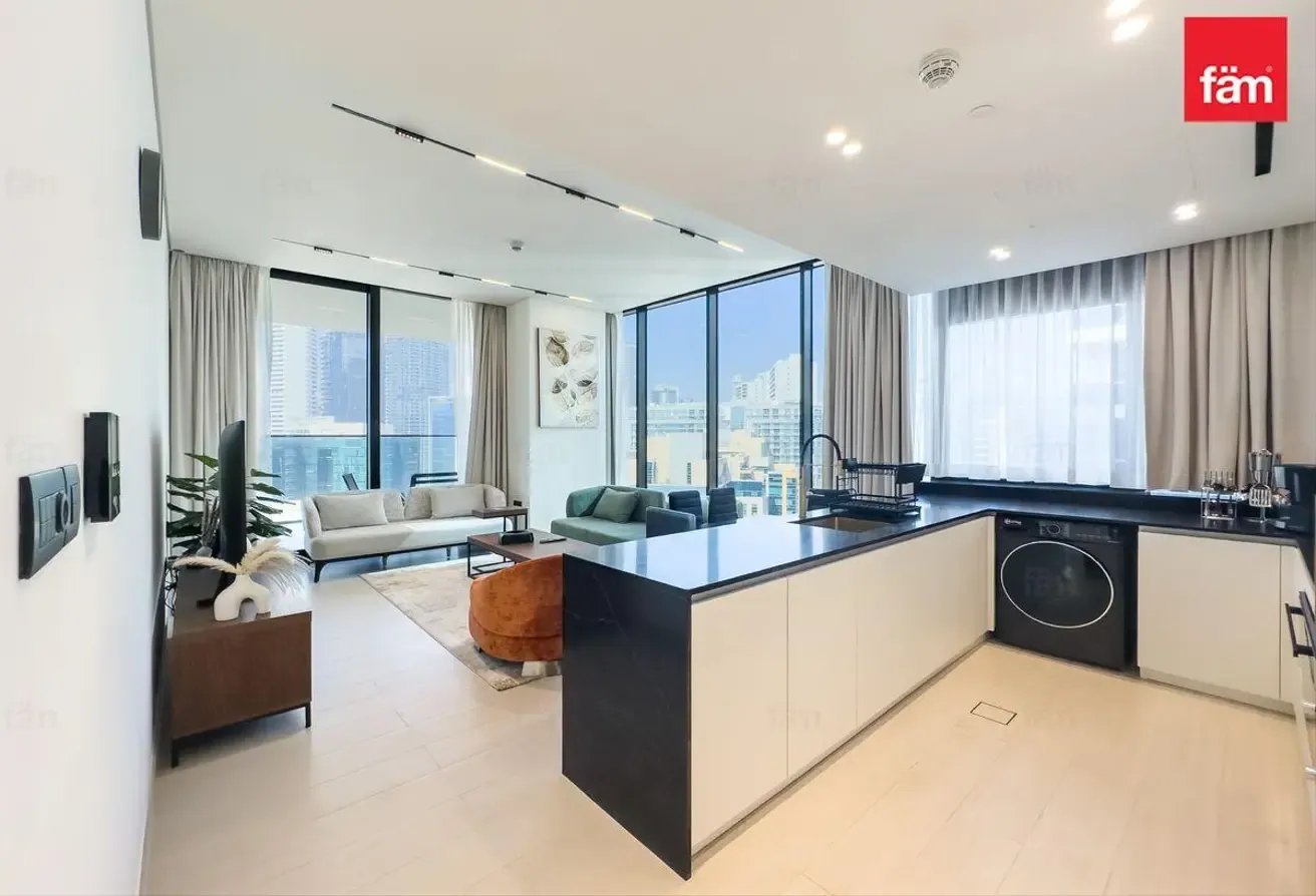 Vacant Now | Canal View | Jacuzzi | Furnished