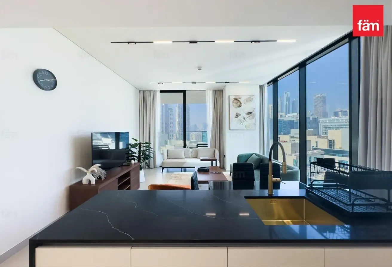 Vacant Now | Canal View | Jacuzzi | Furnished