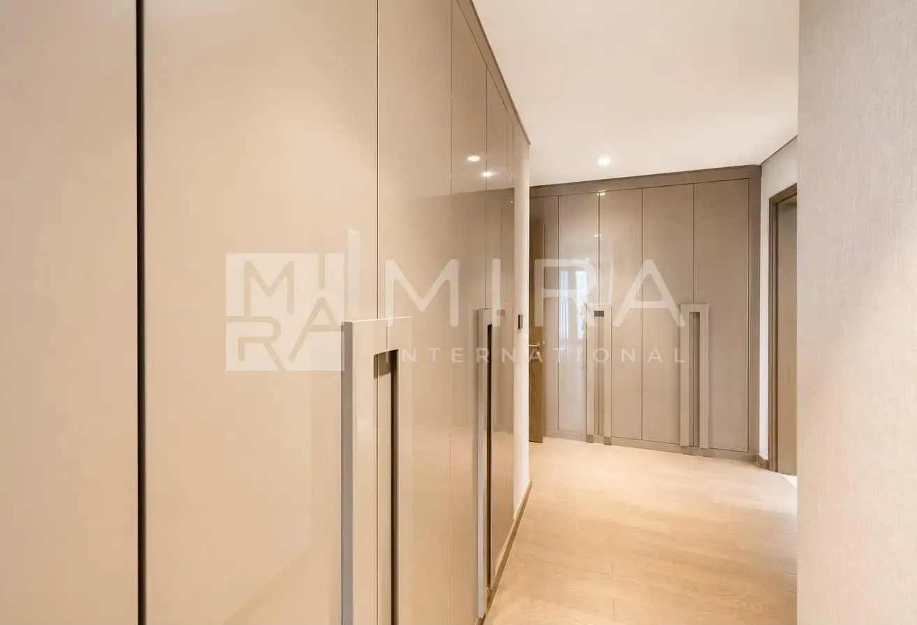 Equipped + Maids | All bills included | Balcony