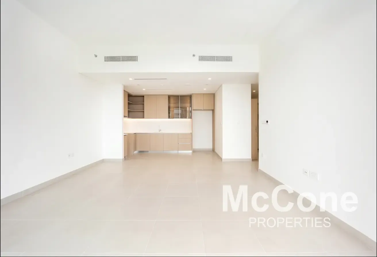Corner Unit | Pool and Park View | Chiller Free