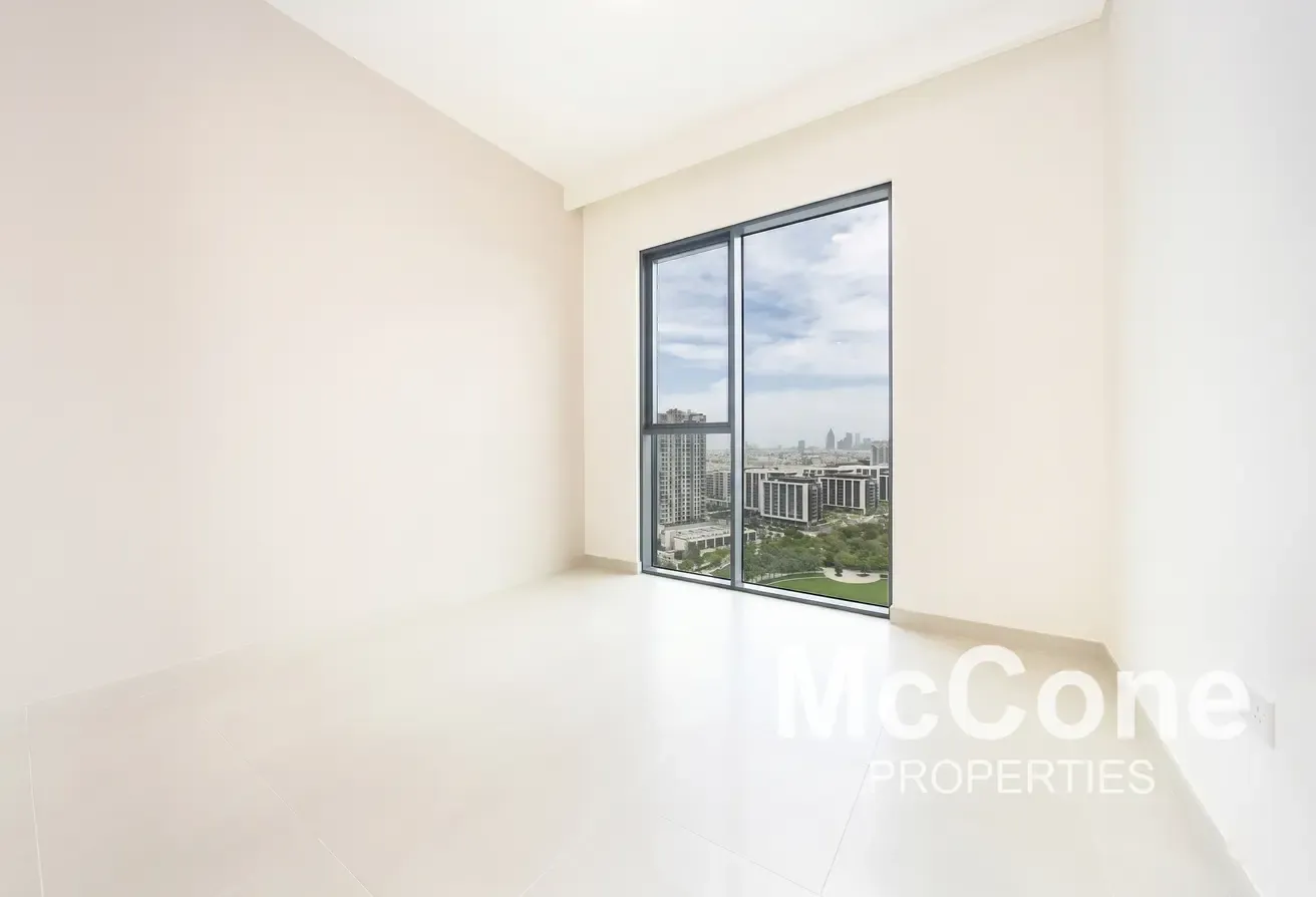 Corner Unit | Pool and Park View | Chiller Free