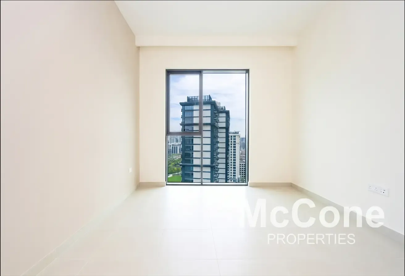 Corner Unit | Pool and Park View | Chiller Free