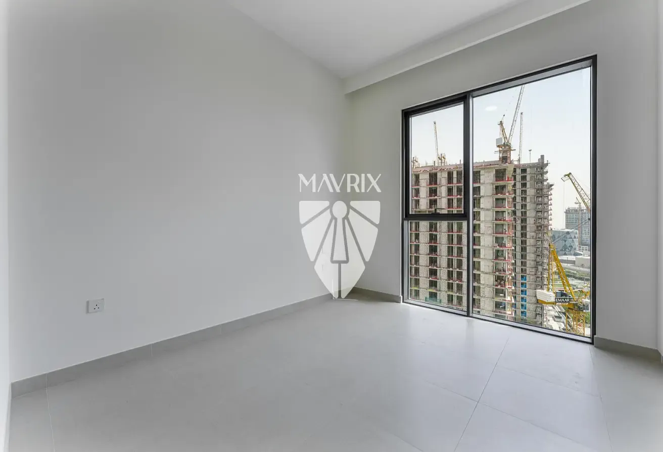 Modern 1BR | Parkside | Available Now | Negotiable