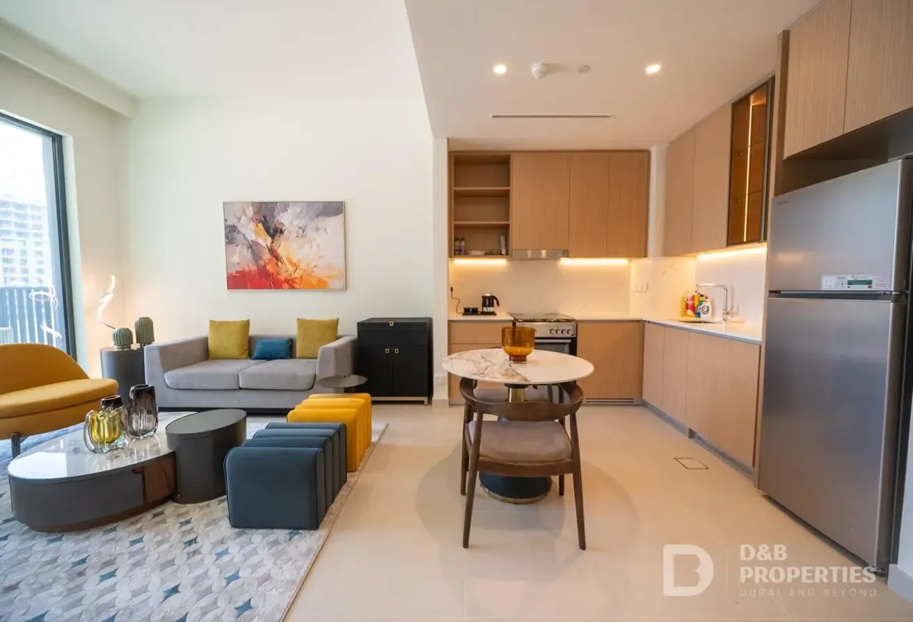 Premium Furnishing | Available | Partial Park View