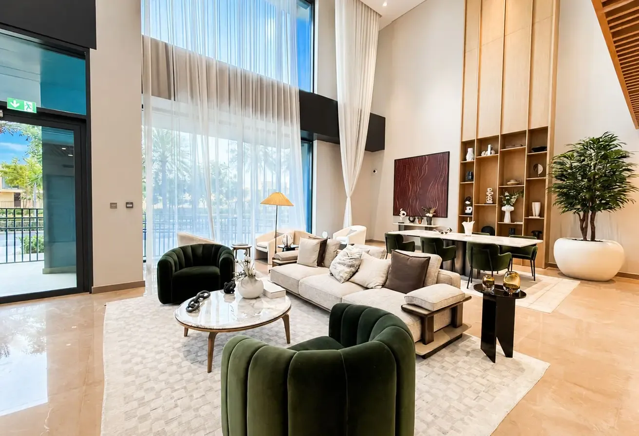 Community View | High Floor | White Goods