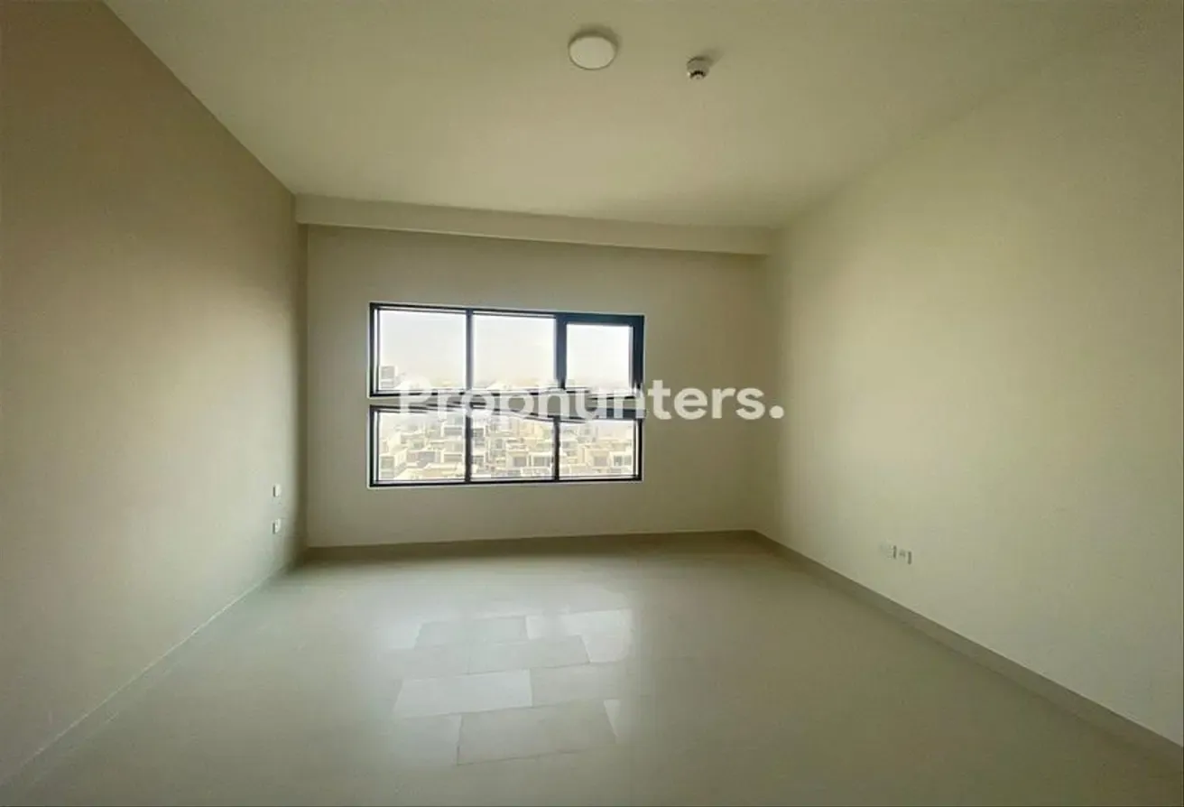 Pool And Park View | Fully Furnished | Corner Unit