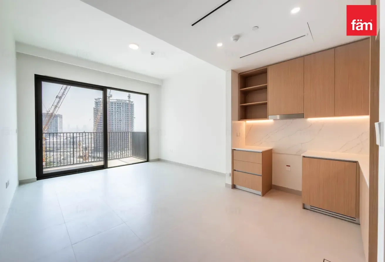 Brand New | High Floor |Park View