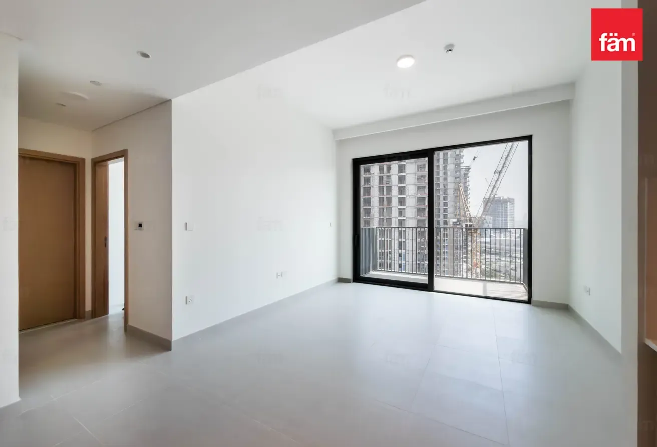 Brand New | High Floor |Park View