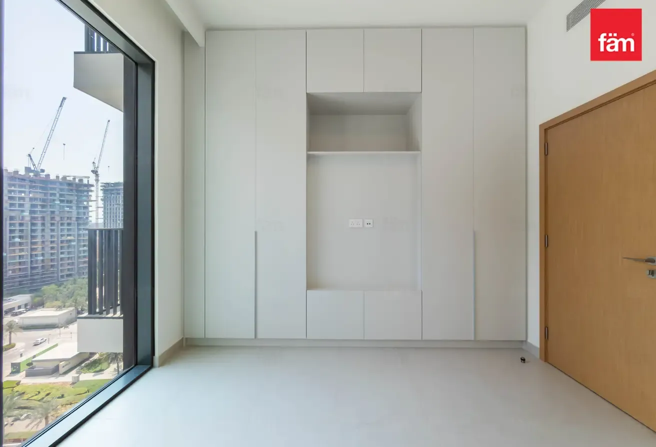Brand New | High Floor |Park View