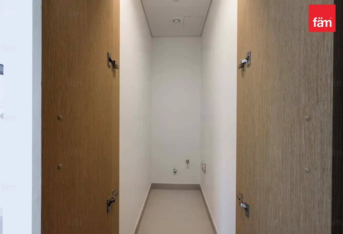 Brand New | High Floor |Park View