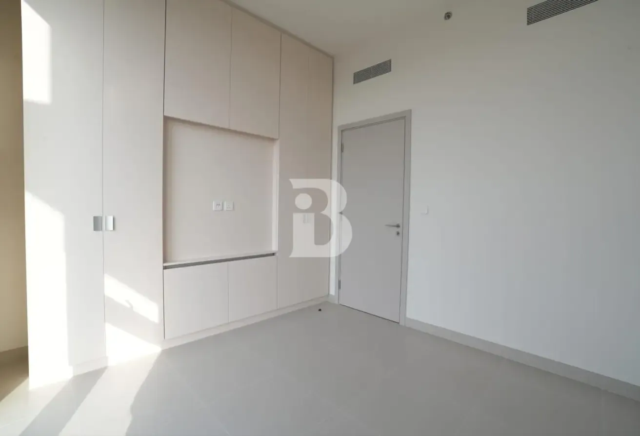 Brand New | Spacious Layout | Vacant Unit
