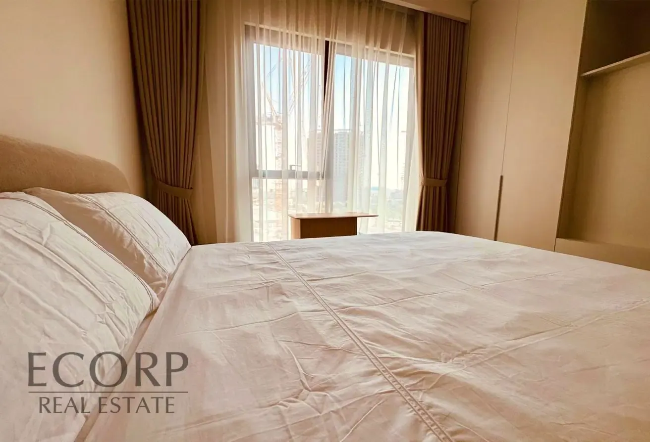 Fully Furnished | Ready to Move in | Bright