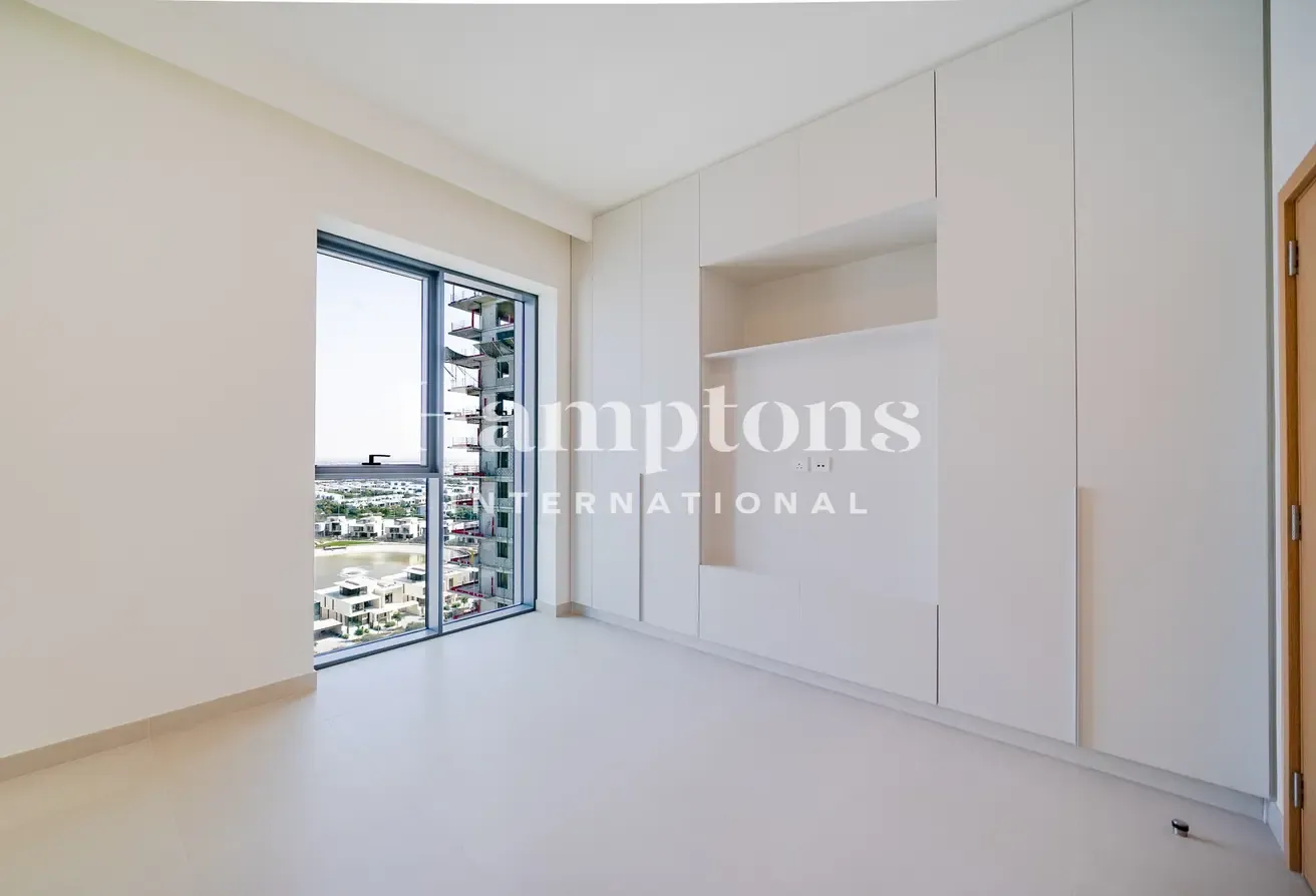 Brand New | Big Layout | Walking Distance to Mall