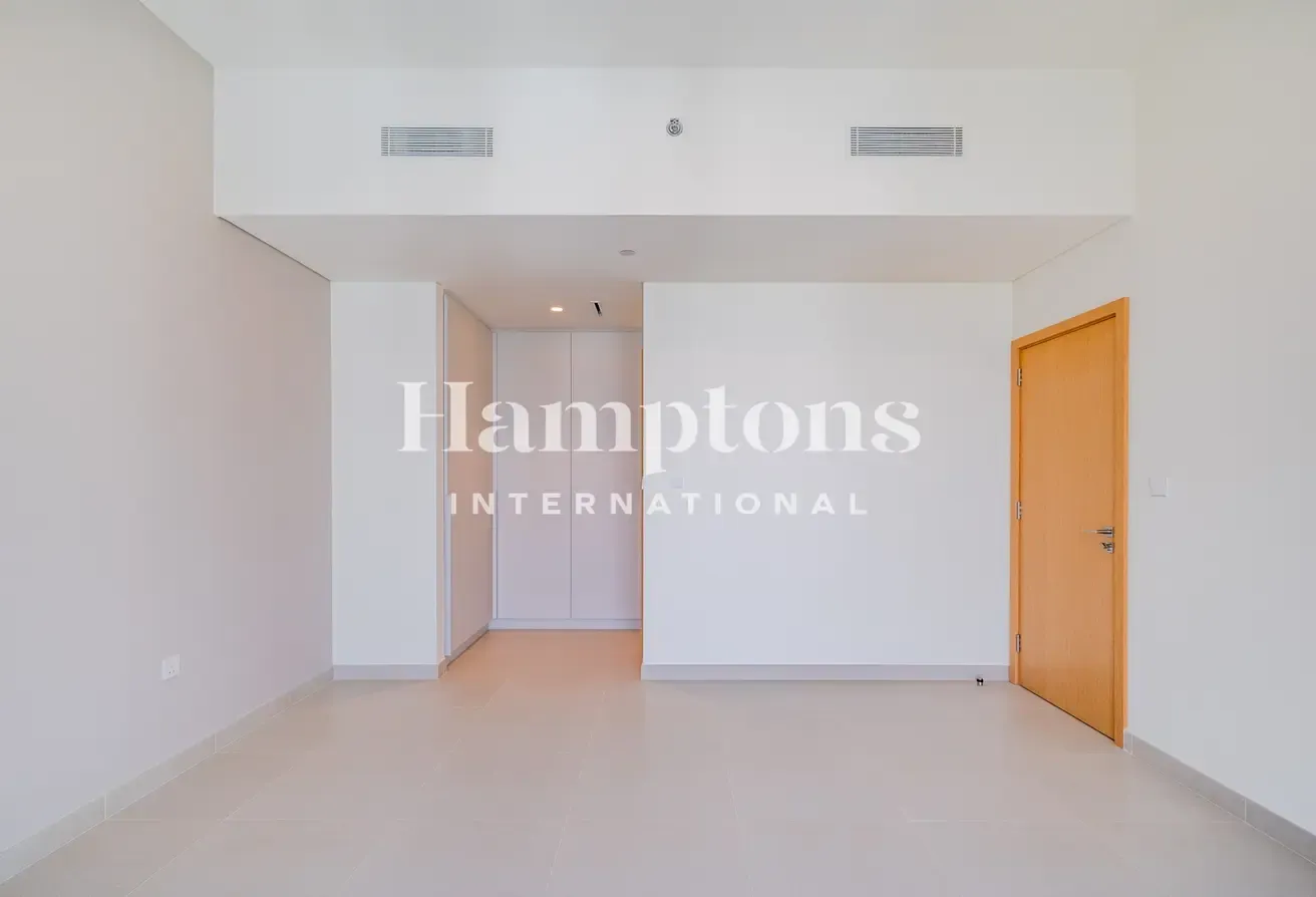 Brand New | Big Layout | Walking Distance to Mall