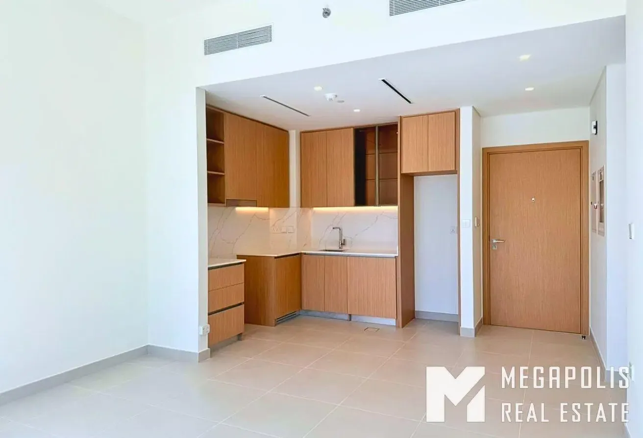 1BR | Next to Park | Open Villa Views