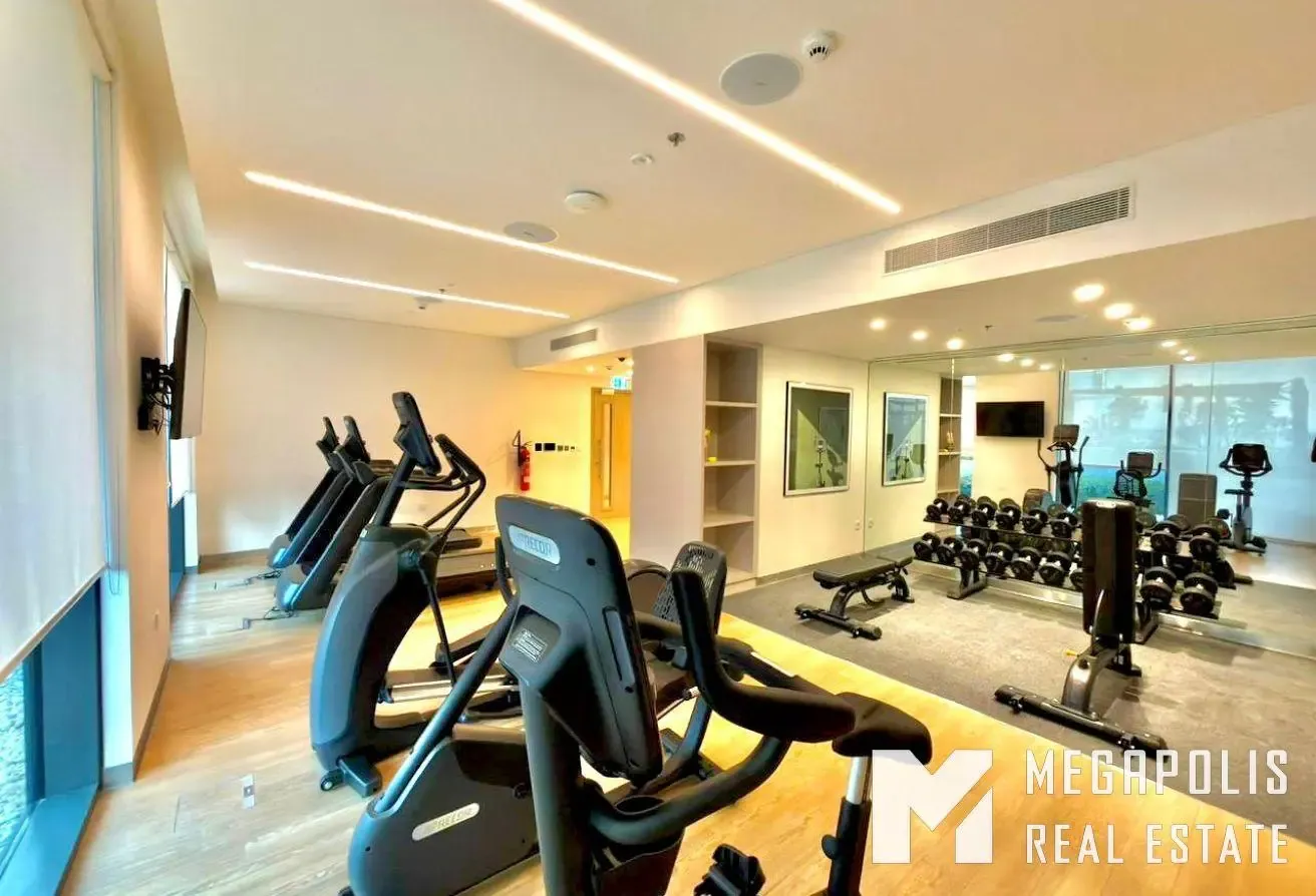1BR | Next to Park | Open Villa Views