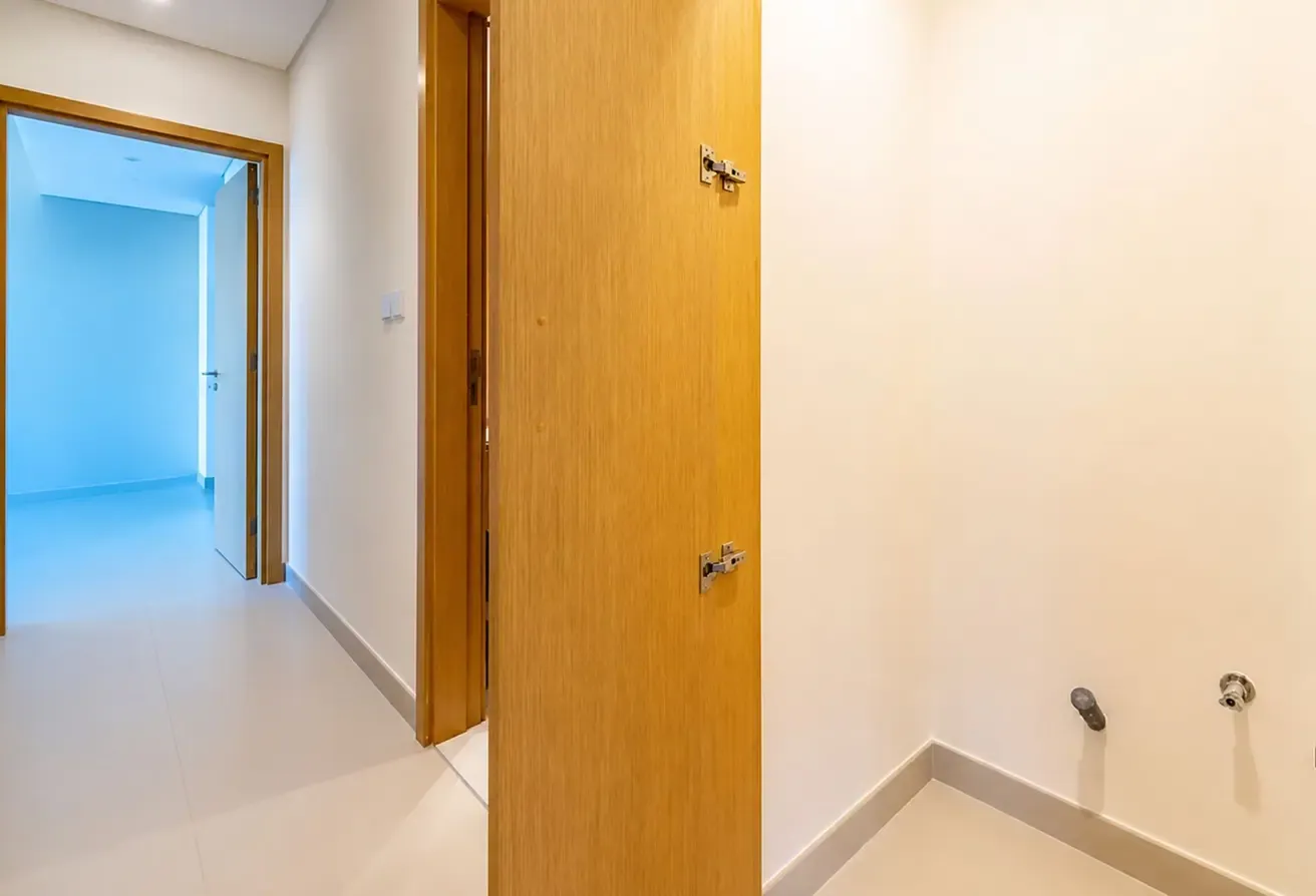 Vacant | Spacious Layout | Prime Location