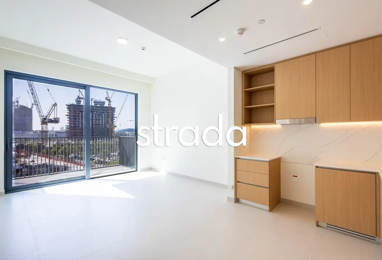 Dubai Hills | Park Facing | Modern Apartment