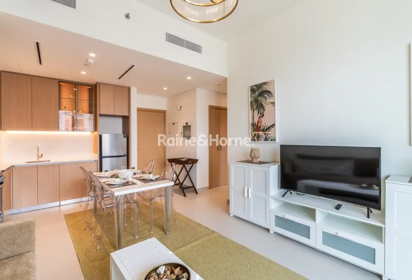 Stylish 1BR I Fully Furnished I Ready to Move In