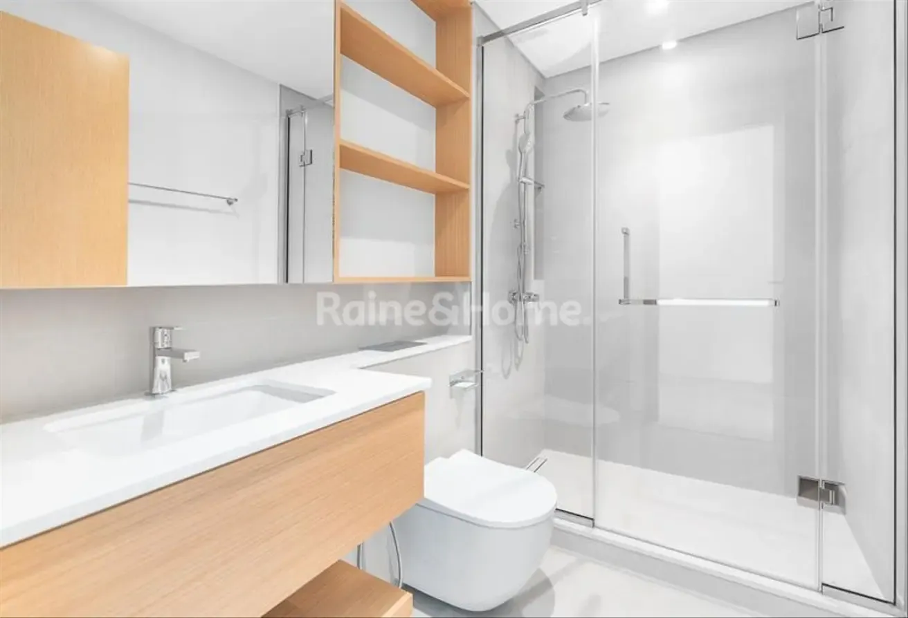 Bright 2BR | Hight Floor | Stunning Community View