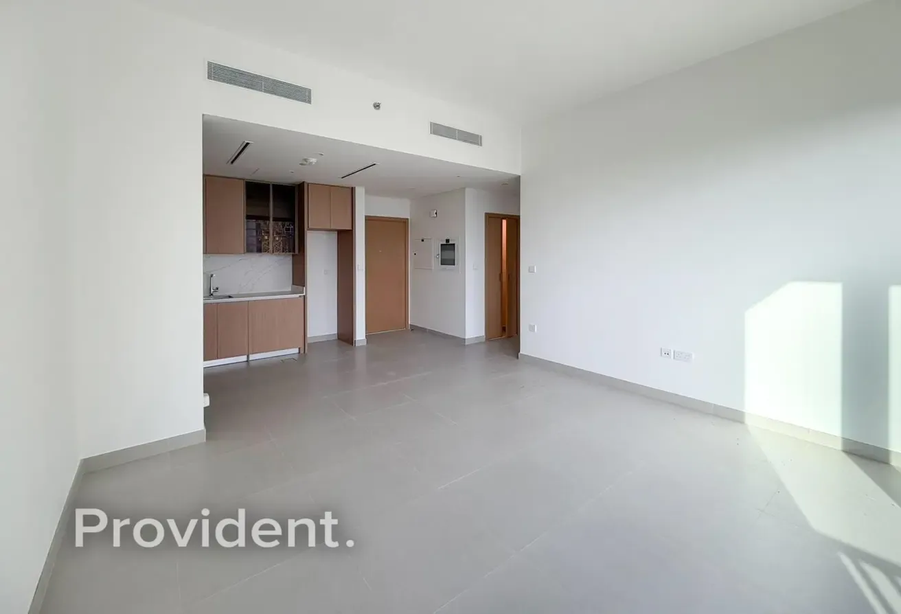 Unfurnished | Spacious | High Floor