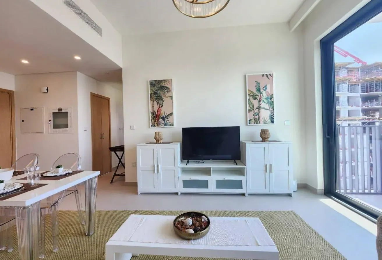 Furnished 1BR | Park & Downtown Views