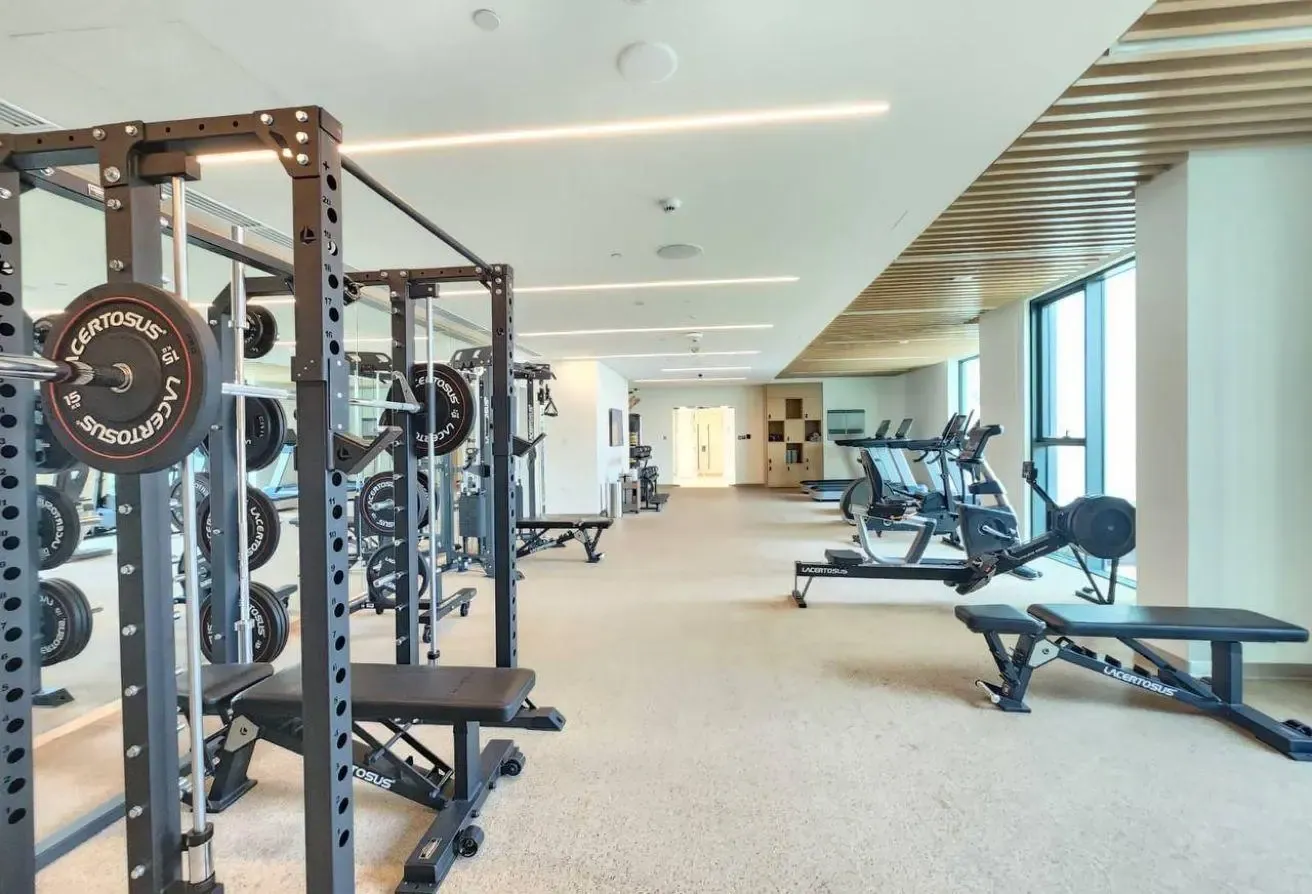 Furnished 1BR | Park & Downtown Views