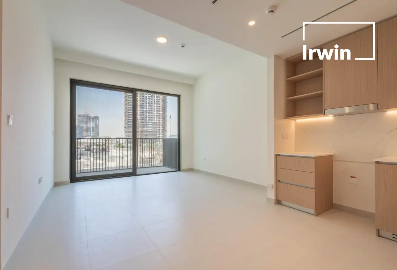 Park View | New Building | 12 cheques option.