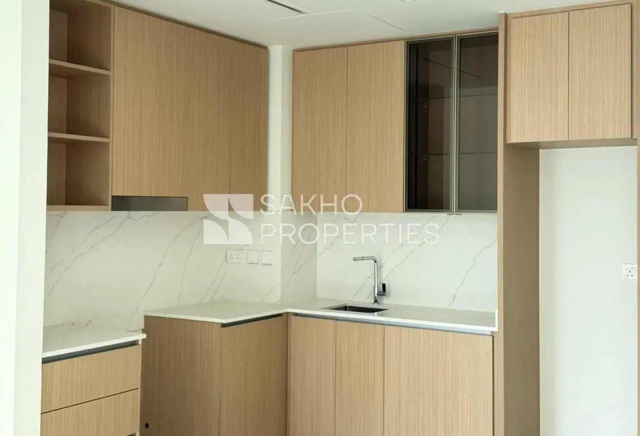 Brand New | Fitted Kitchen | Reduced Price