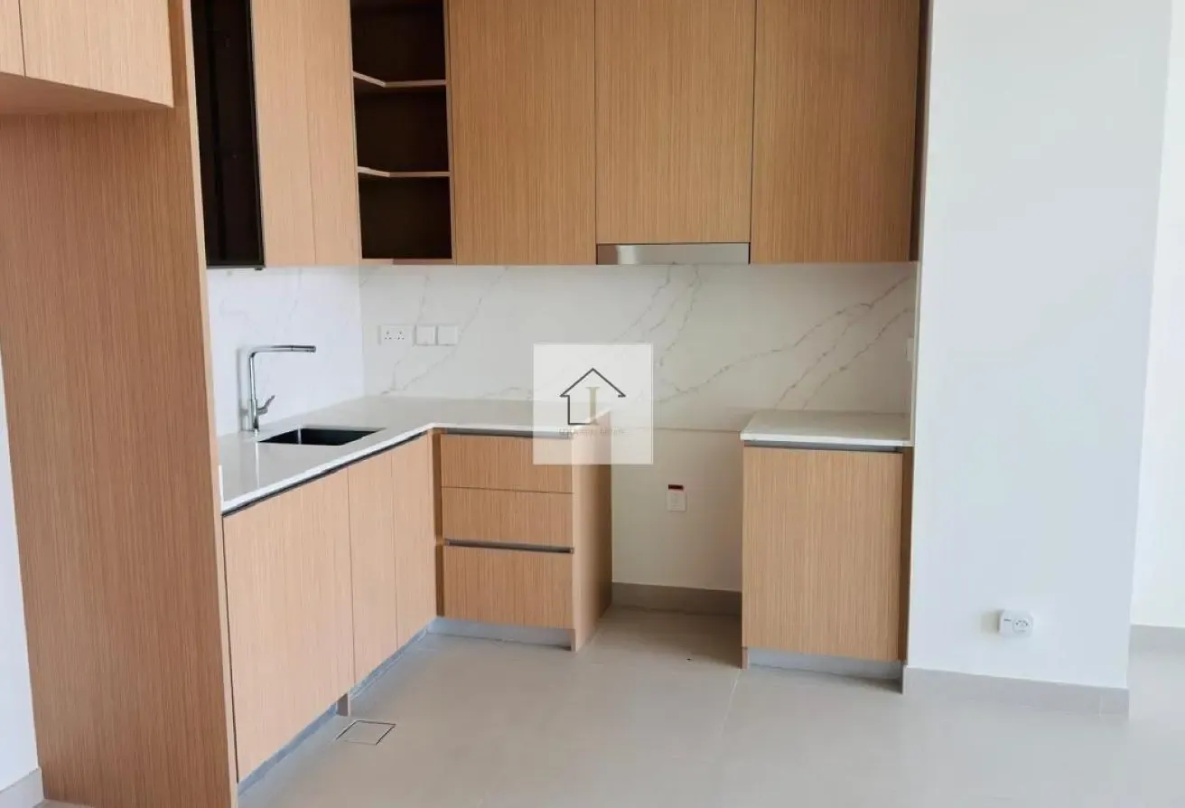 SPACIOUS LAYOUT | POOL VIEW | BRAND NEW