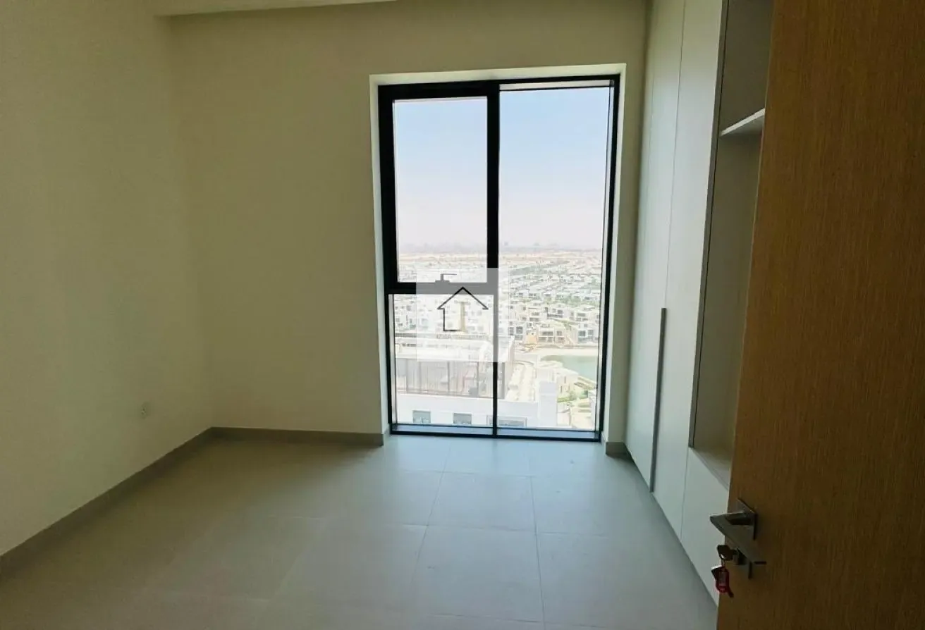 SPACIOUS LAYOUT | POOL VIEW | BRAND NEW
