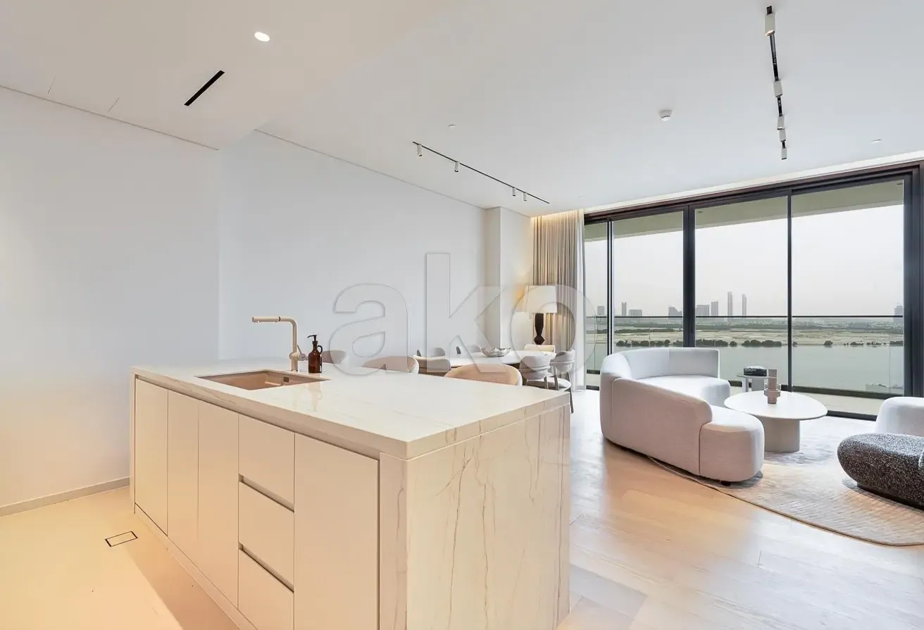 Brand New 3BR Stunning Creek View Fully Furnished