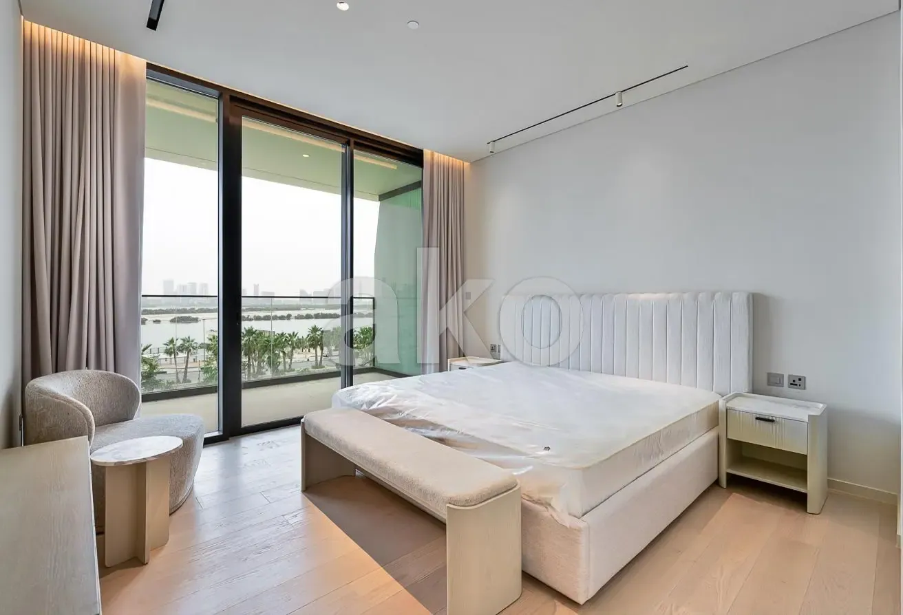 Reduced Price Luxury 3 Bed Furnished Creek Views
