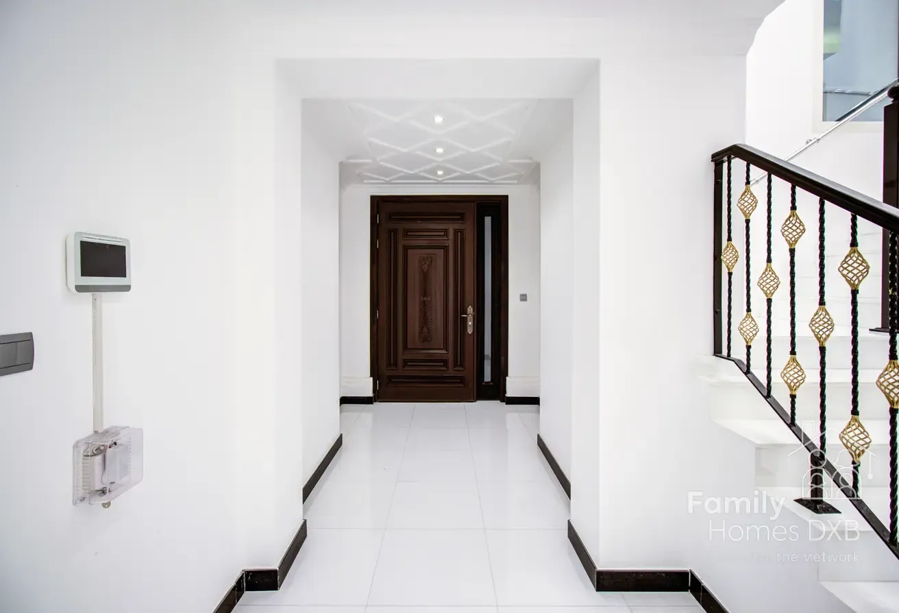 Corner Plot | Vastu | Vacant Now | Upgraded