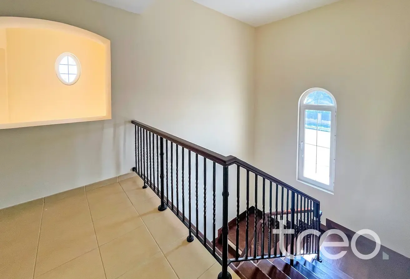 3 Bedroom  |  Vacant  |  Alvorada 4