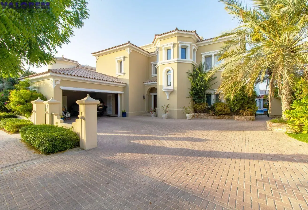 Well Maintained | Private Pool | Upgraded
