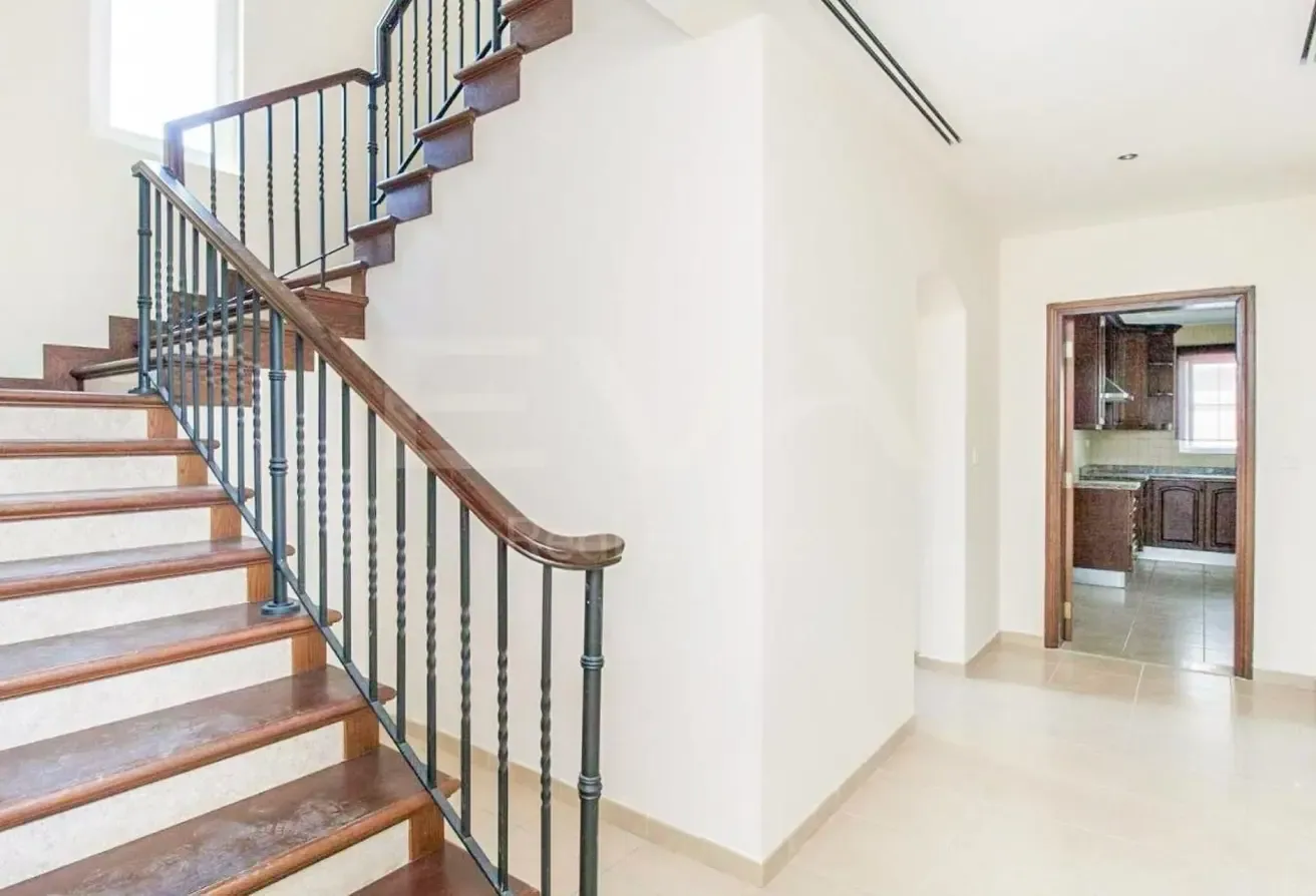 SINGLE ROW | A2 | READY TO MOVE | UNFURNISHED