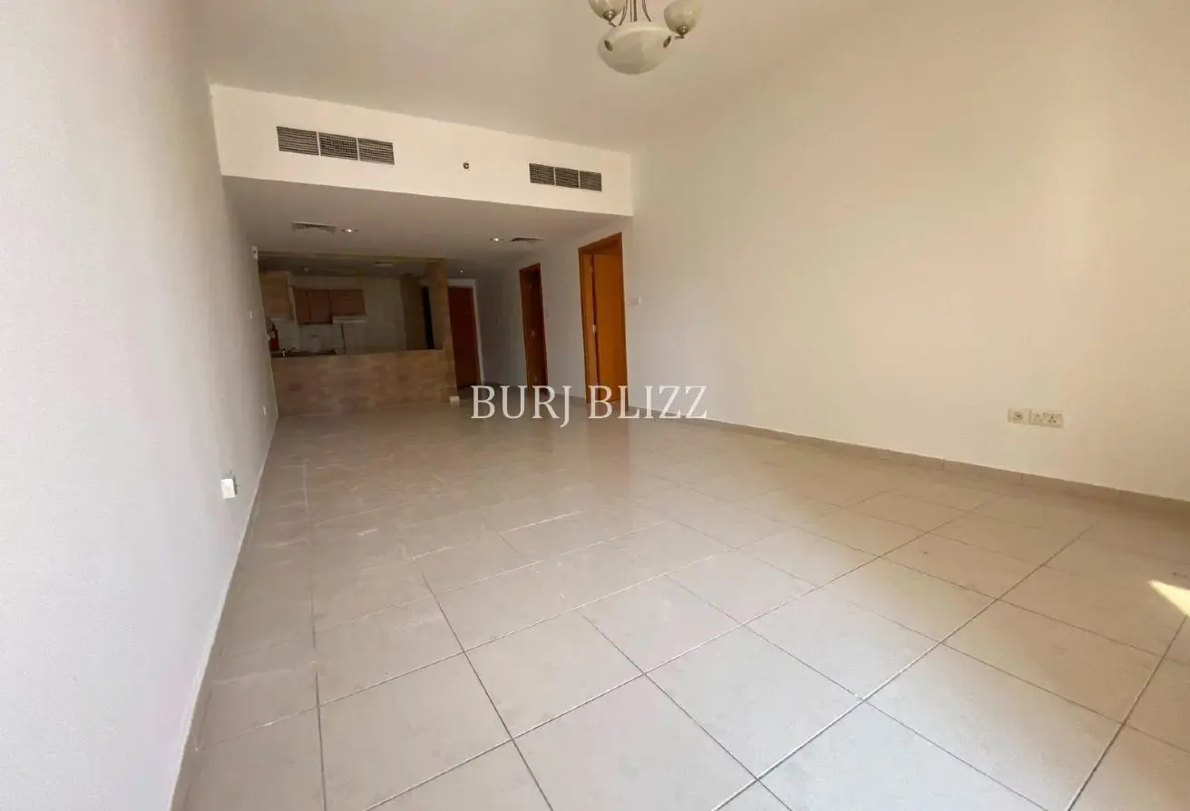 Well-Kept 1BR | Pool View | Prime Location