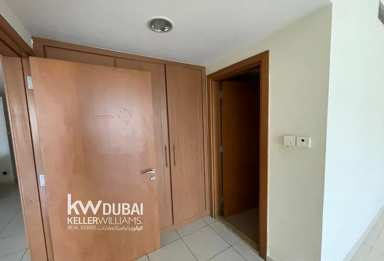 Multiple Cheques | Spacious | Community View