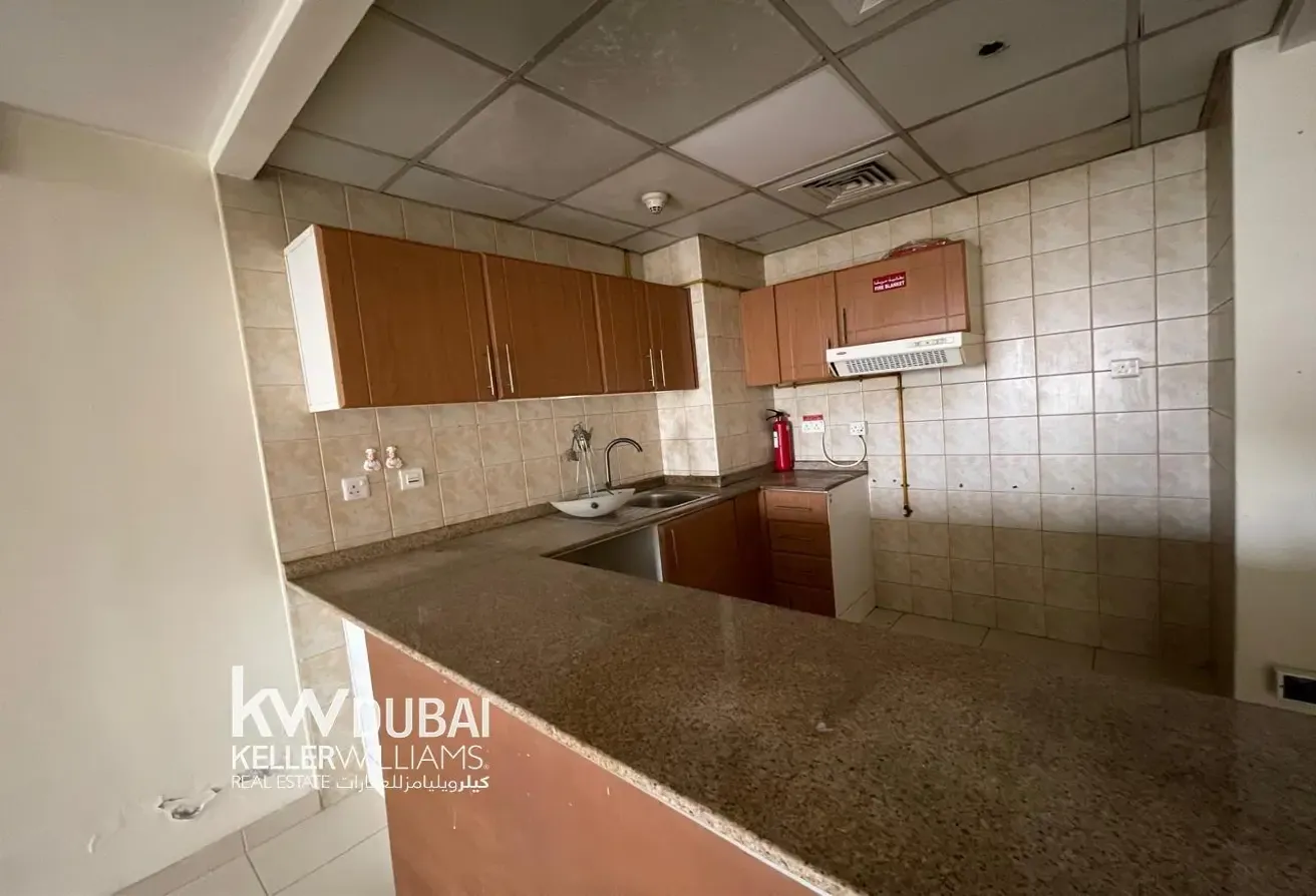 Multiple Cheques | Spacious | Community View