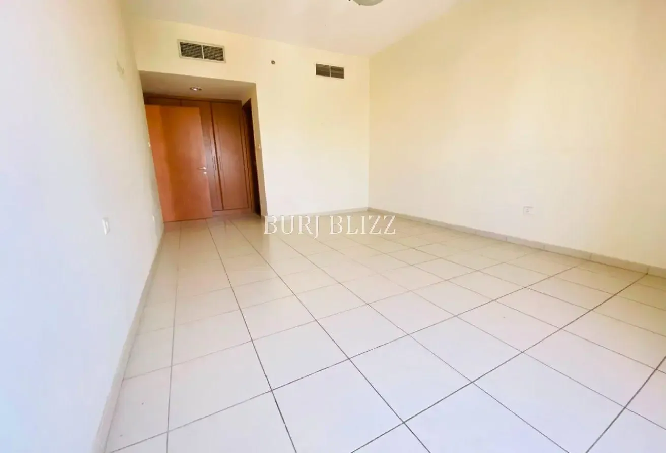 Unfurnished 1BR | Big Layout | Open View