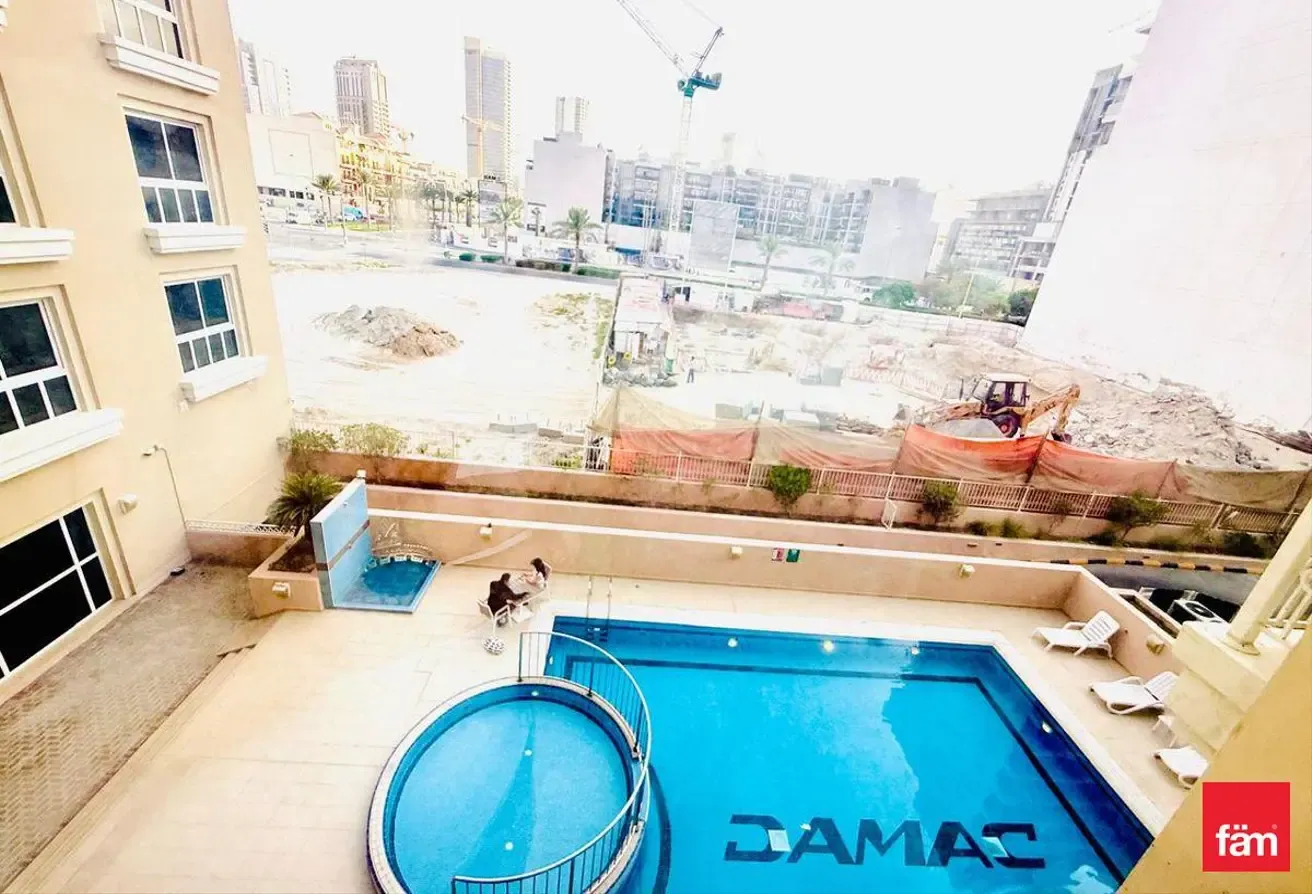 Spacious Layout | Vacant | Unfurnished