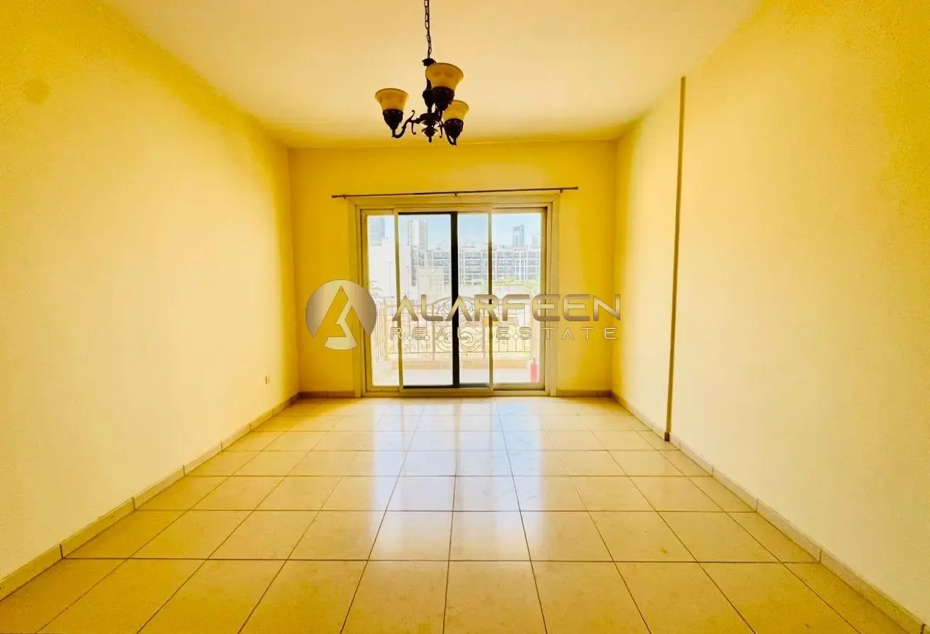 Massive Layout | Pool View | Vacant | Call Now