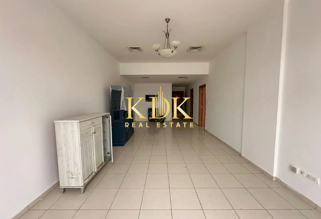 Spacious Unit | Huge Layout | Ready To Move