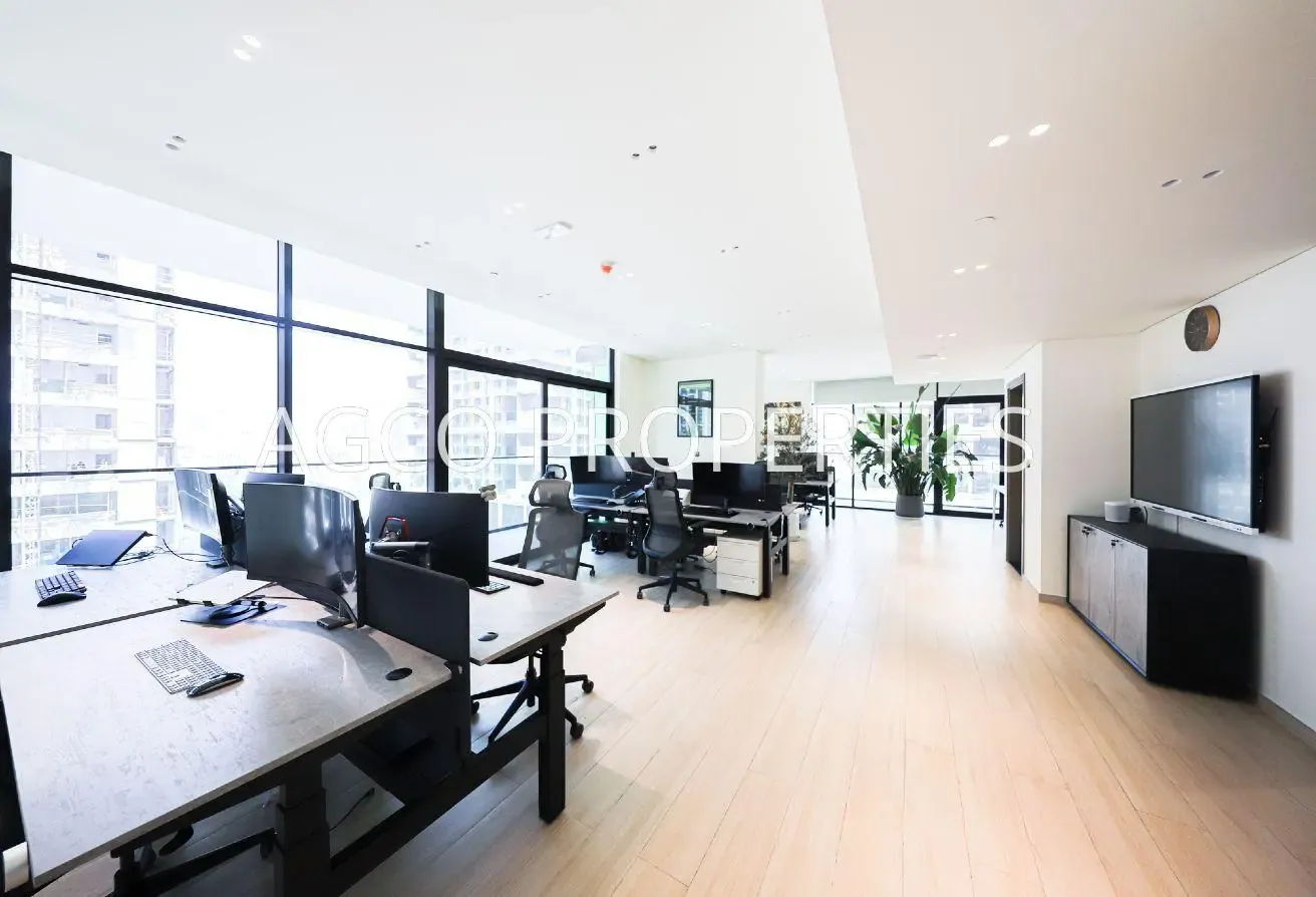 Fitted | Vacant | Prime Location