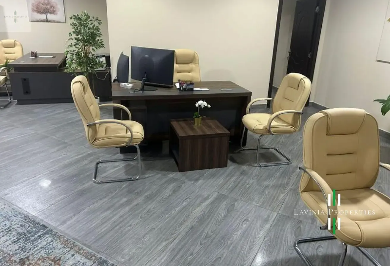 FITTED OFFICE | IDEAL LOCATION | AMPLE PARKING