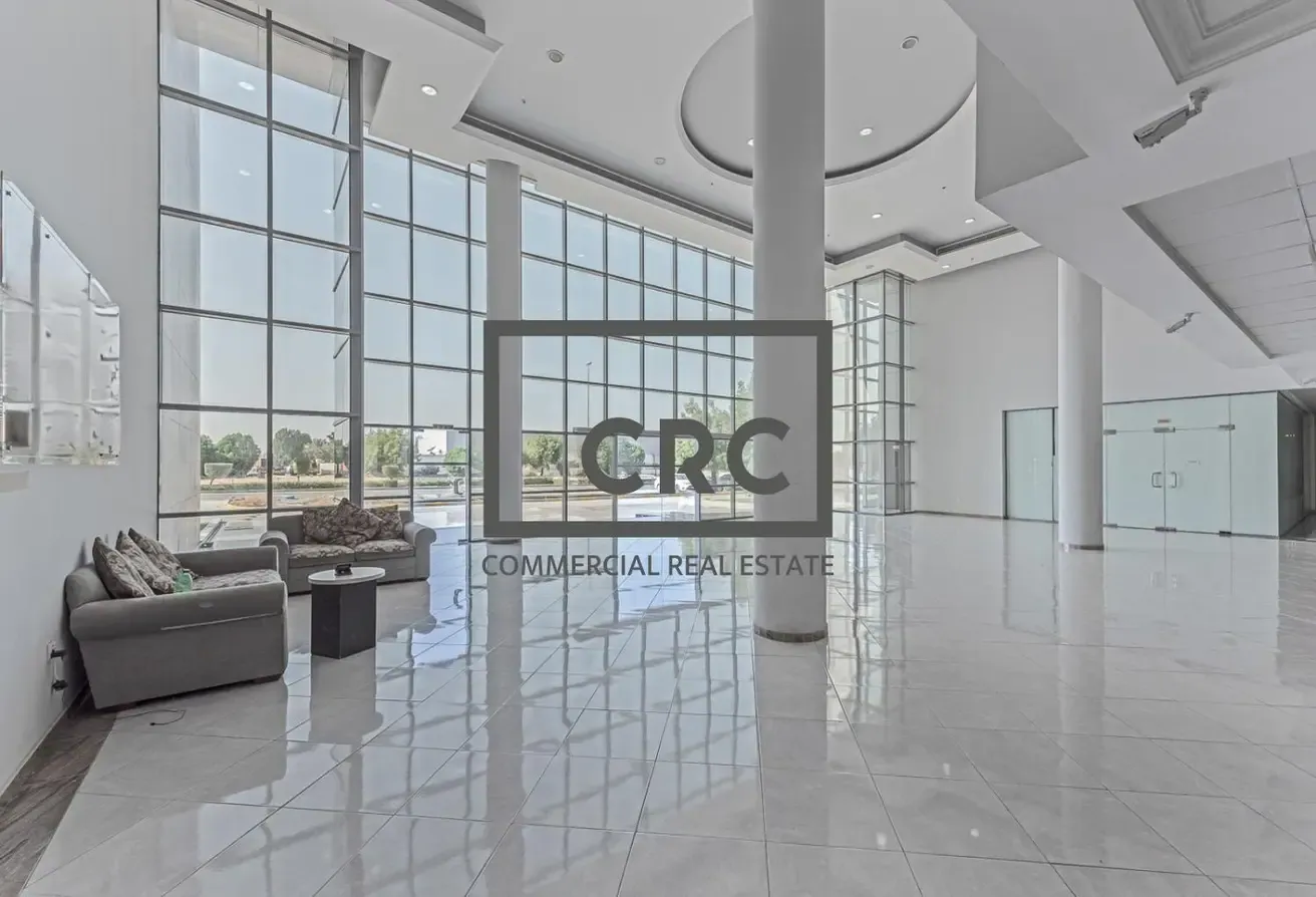 Vacant | Leasehold Office | Shell and Core Layout